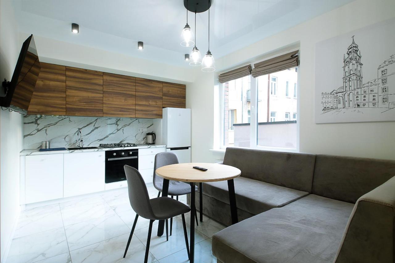 Luxury Nest Lviv Center Apartment Bagian luar foto