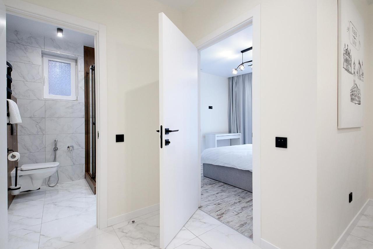 Luxury Nest Lviv Center Apartment Bagian luar foto