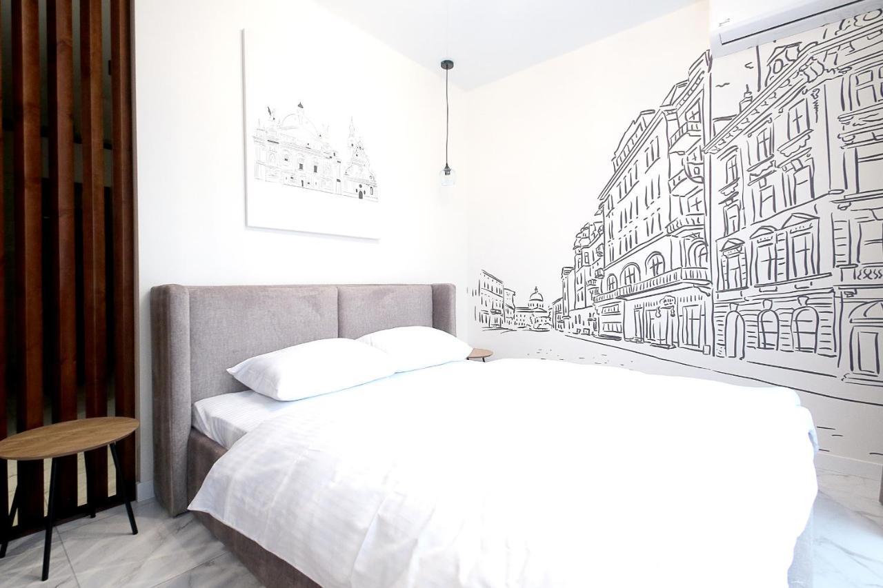 Luxury Nest Lviv Center Apartment Bagian luar foto
