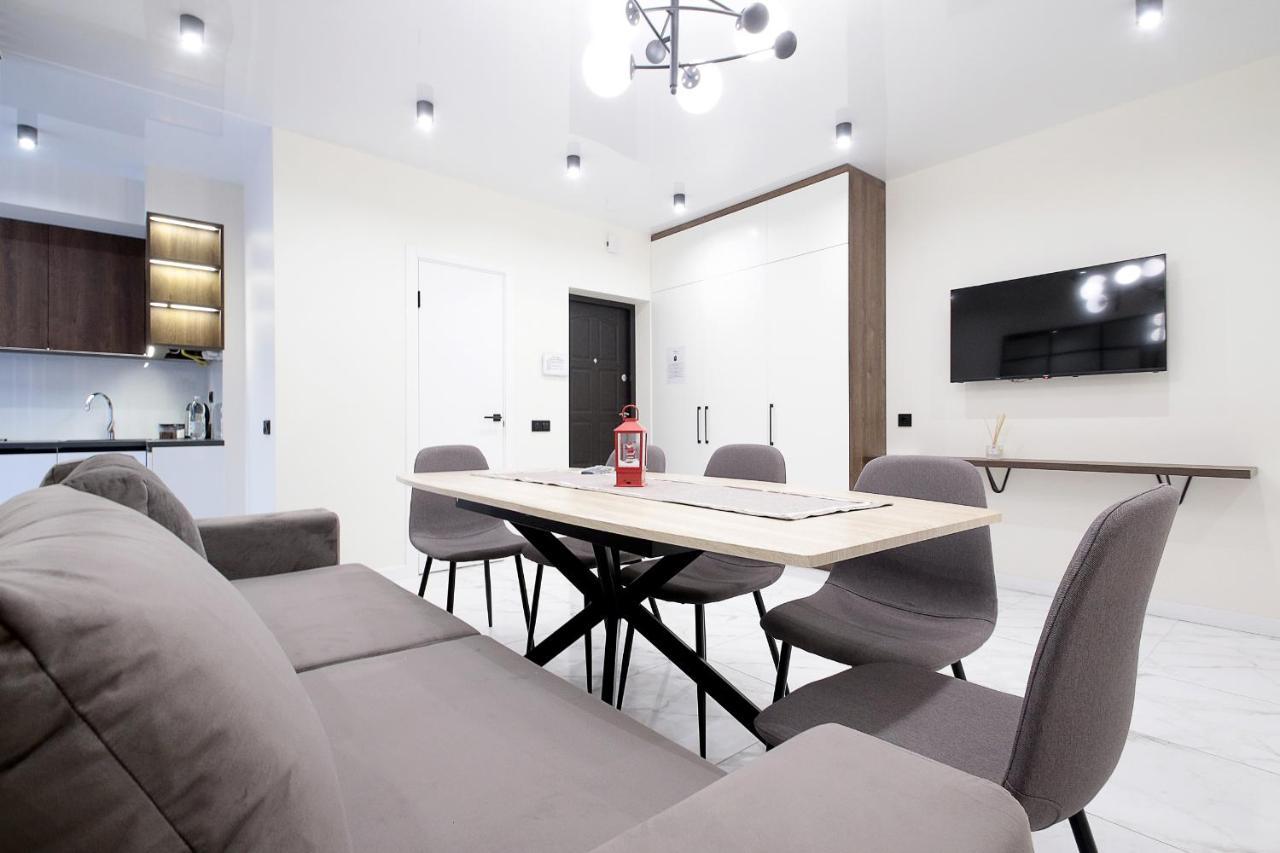 Luxury Nest Lviv Center Apartment Bagian luar foto