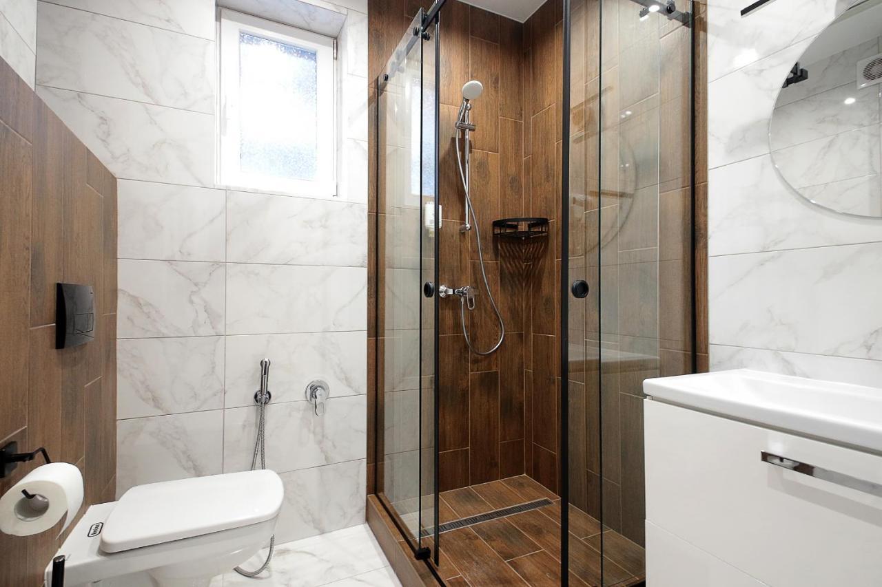 Luxury Nest Lviv Center Apartment Bagian luar foto